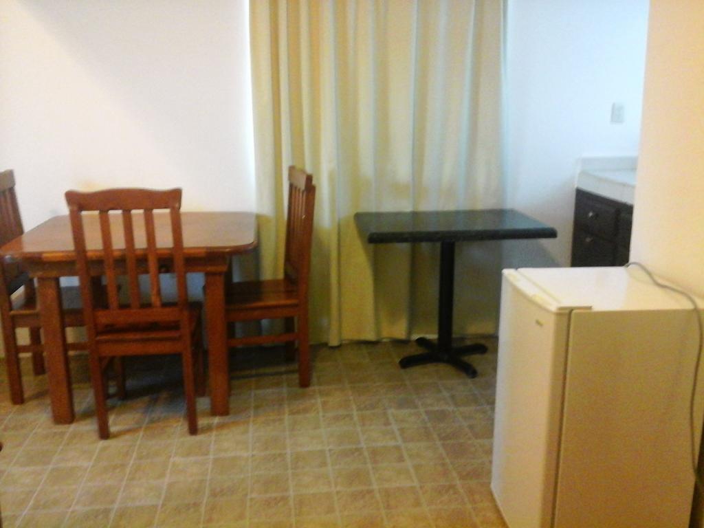 Aparthotel Whale Hill Puerto Peñasco Pokoj fotografie